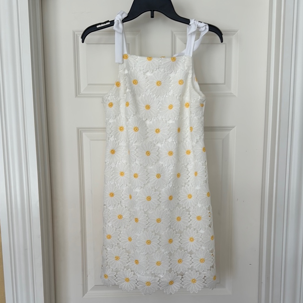 NWOT GB girls White Dress with Yellow Daisy Embroidery Size 16 Sunflower shoot